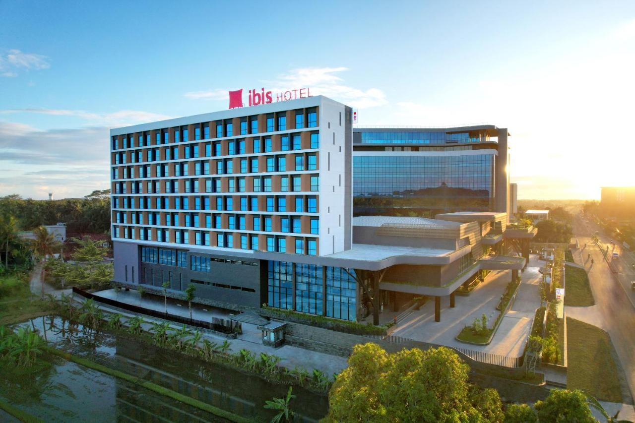 Отель Ibis Yogyakarta International Airport Kulon Progo Экстерьер фото