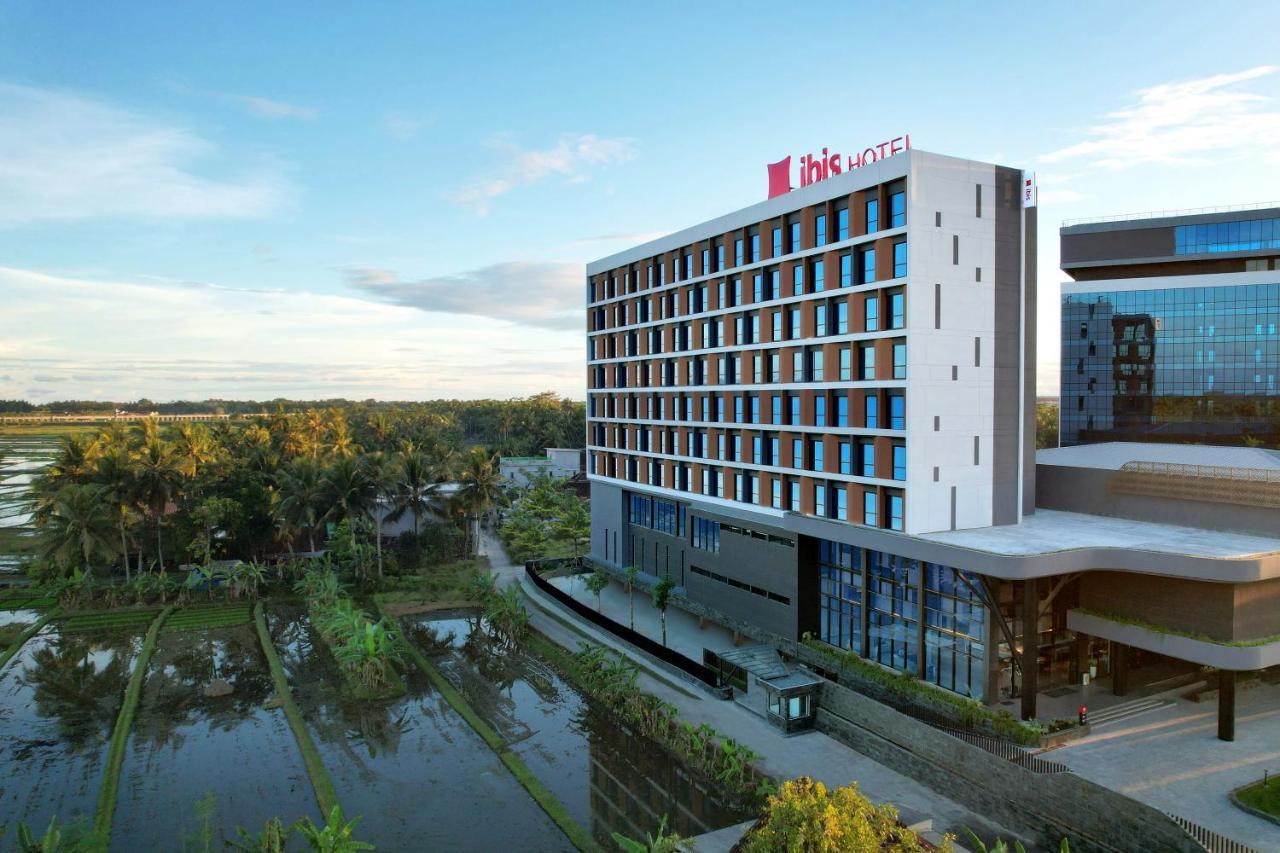 Отель Ibis Yogyakarta International Airport Kulon Progo Экстерьер фото